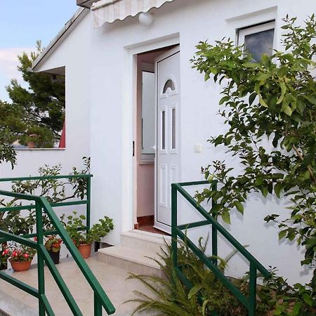 Apartment Okrug Donji 6 Okrug Gornji Kültér fotó