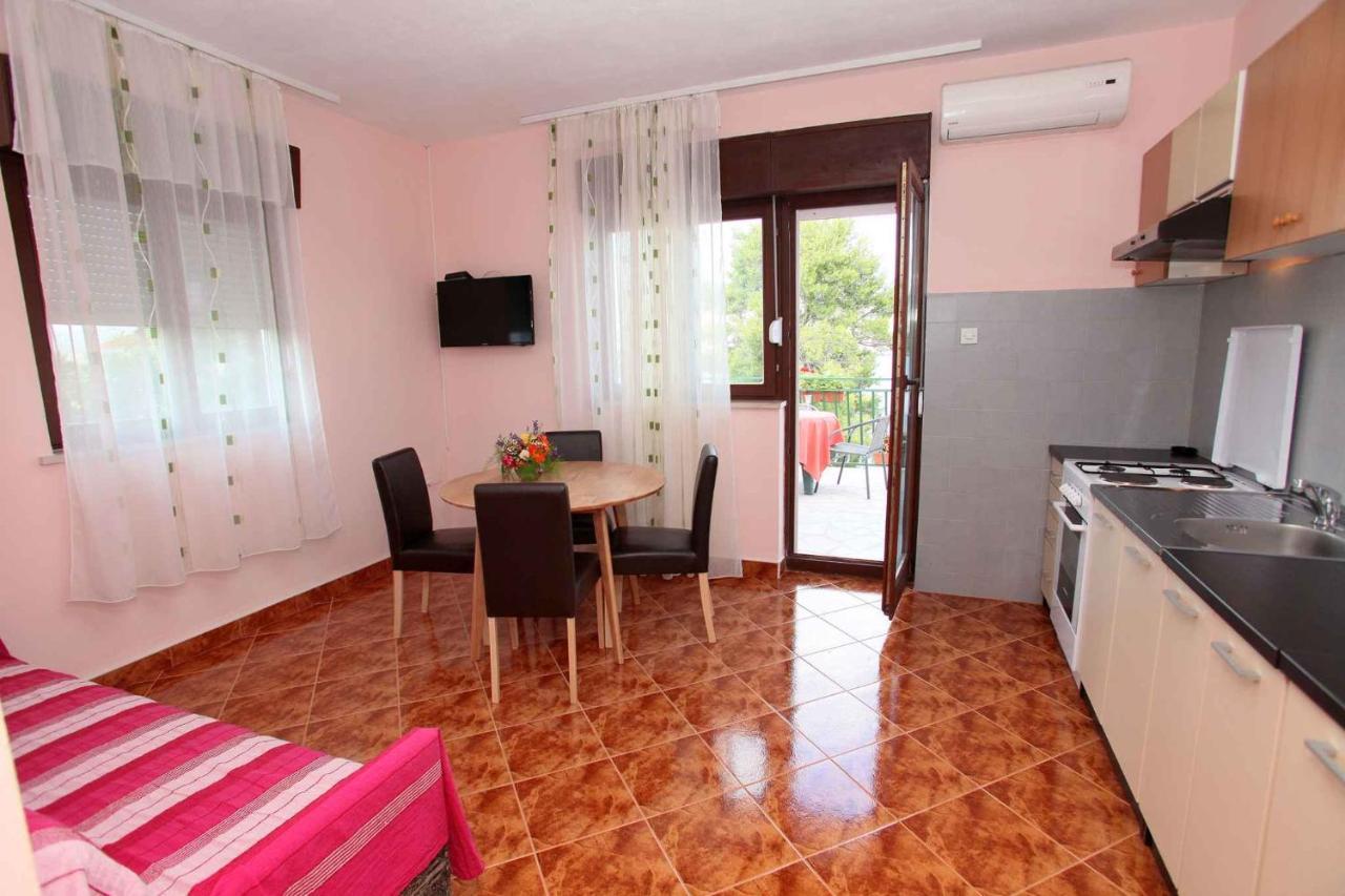 Apartment Okrug Donji 6 Okrug Gornji Kültér fotó