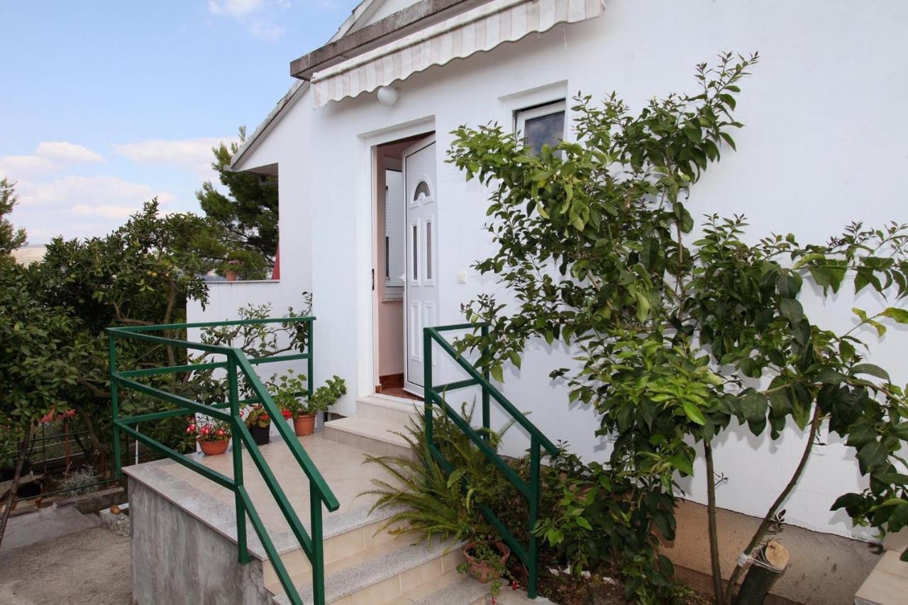 Apartment Okrug Donji 6 Okrug Gornji Kültér fotó